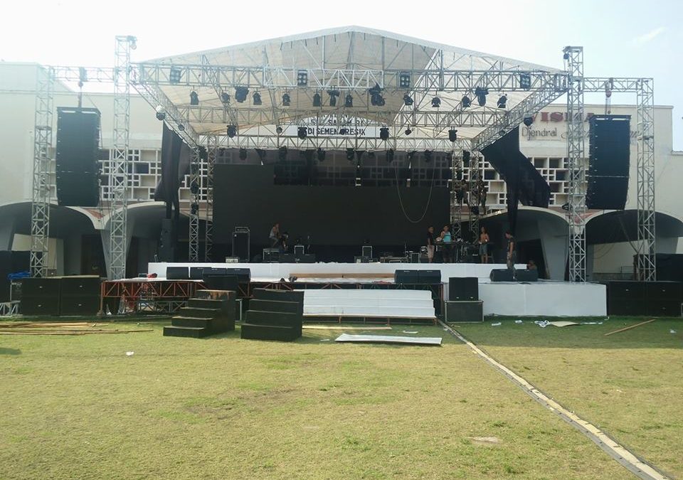 Big corporate event in Java using LX-V12