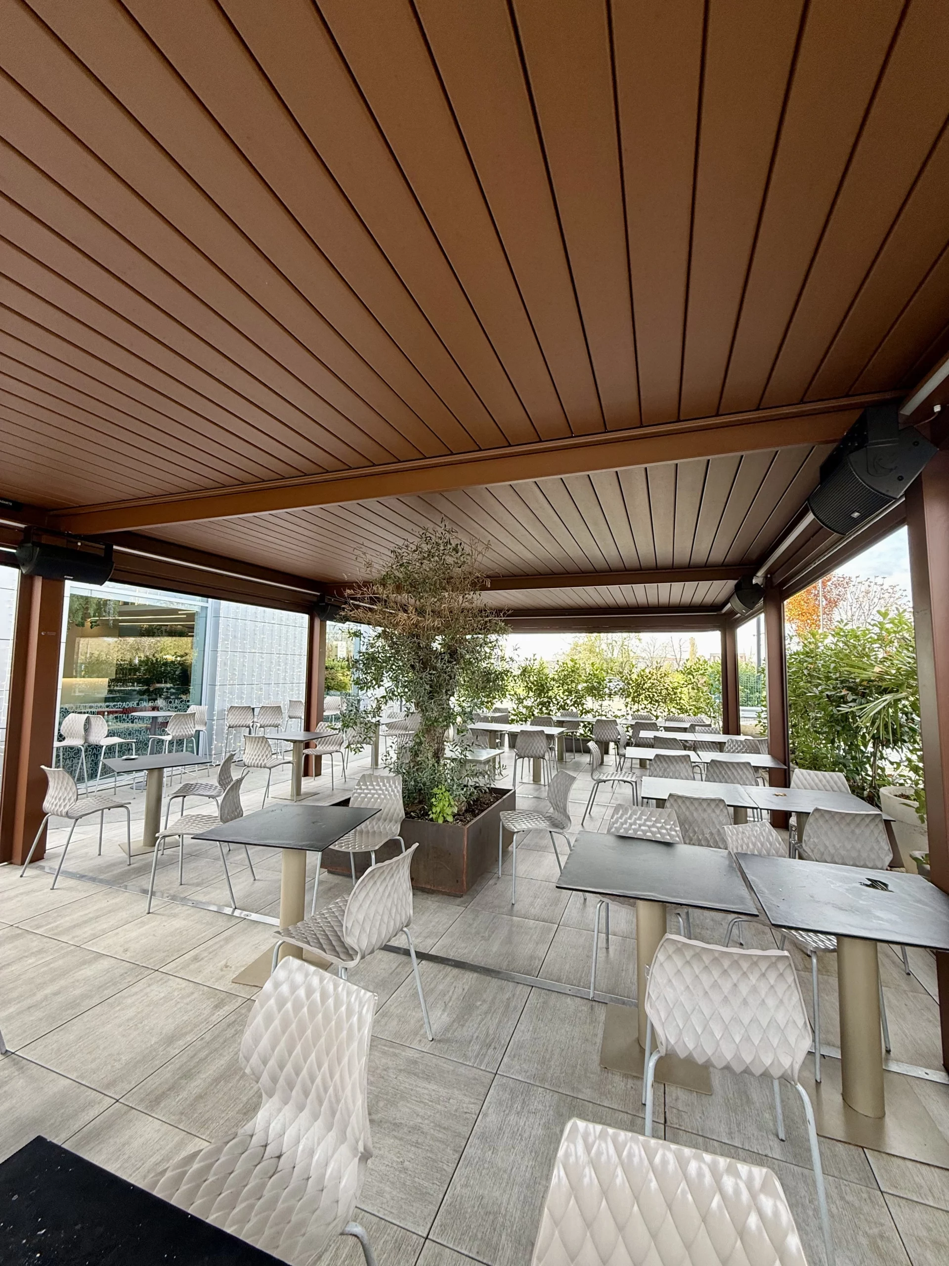 14 Gradi Milán by Lynx Pro Audio