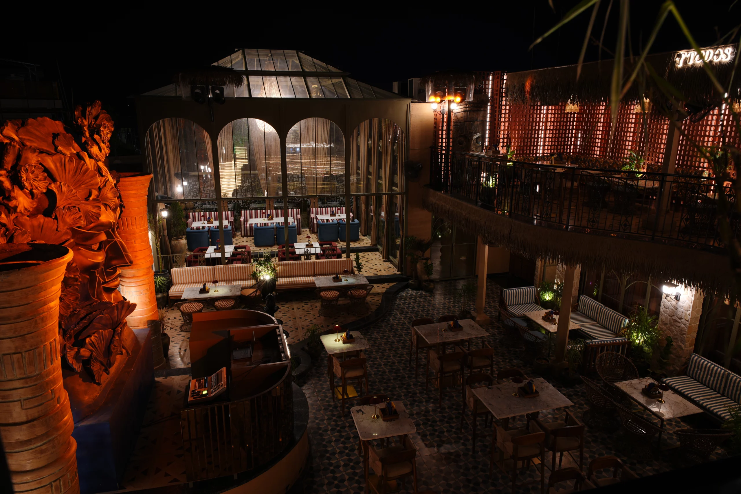 Restaurant (Gwalior, India) Lynx Pro Audio