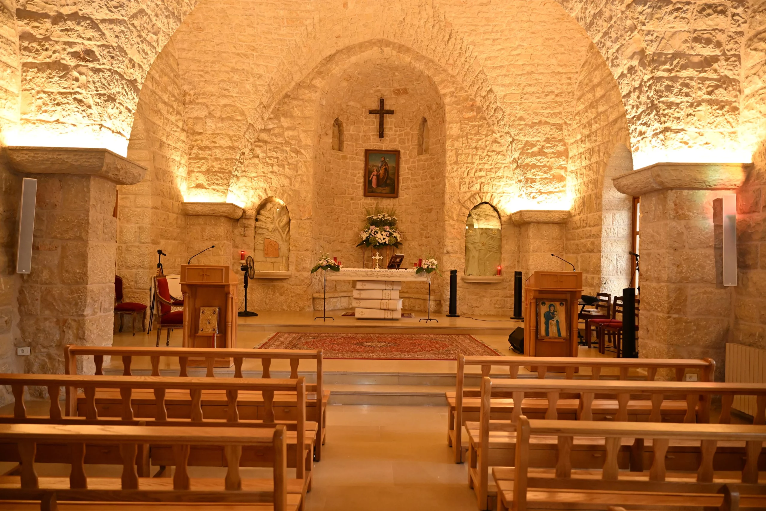 Ionic Series en monasterio de Sant Joseph Ionic Series en monasterio de Sant Joseph