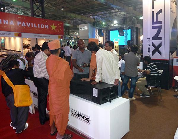 Lynx-stand- india