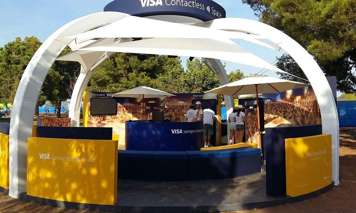 Stand VISA Europe con columnas ionic-100