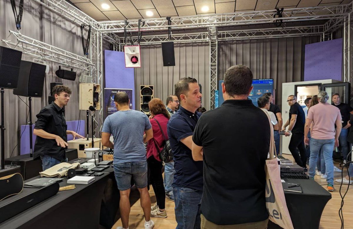 Celebración del Road Show #AVR23 en la sede de Lynx Pro Audio