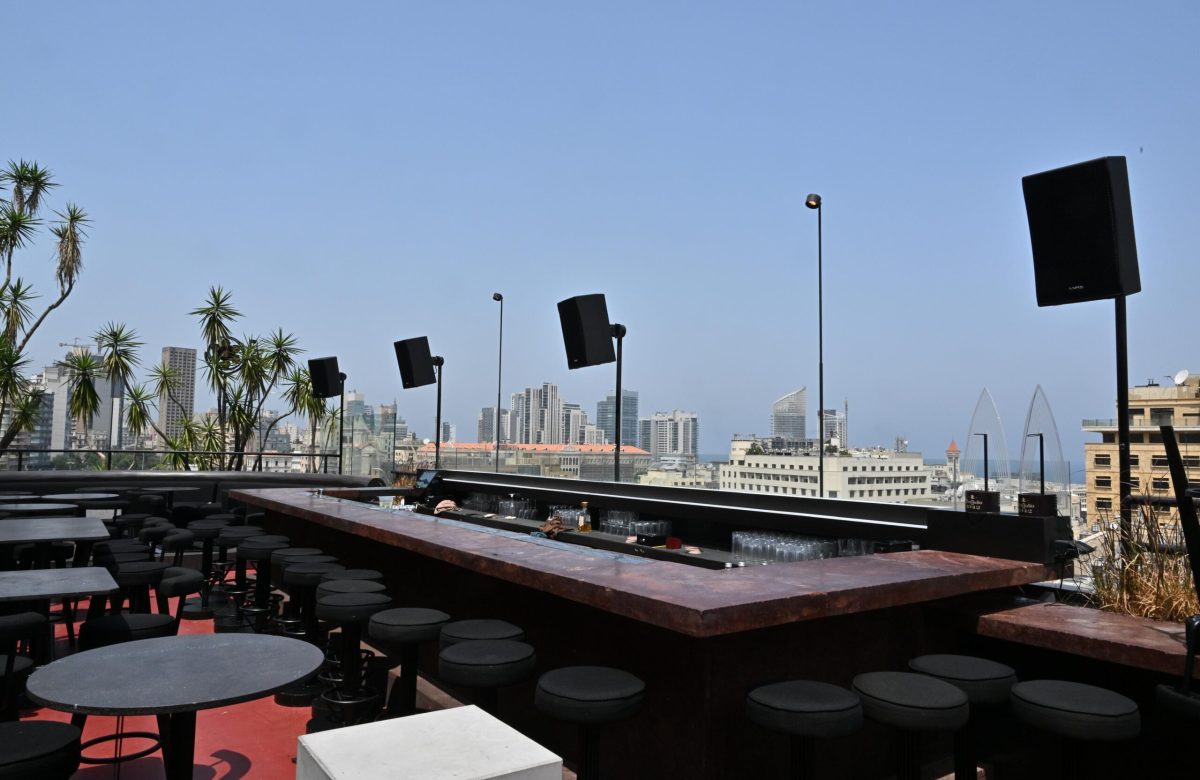 Sistema de sonido profesional en Cee Rooftop, Beirut
