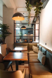 Smokehouse Holešovice: una instalación Lynx Pro Audio para un espacio que cambia de ritmo 10 Smokehouse Holešovice, in Prague