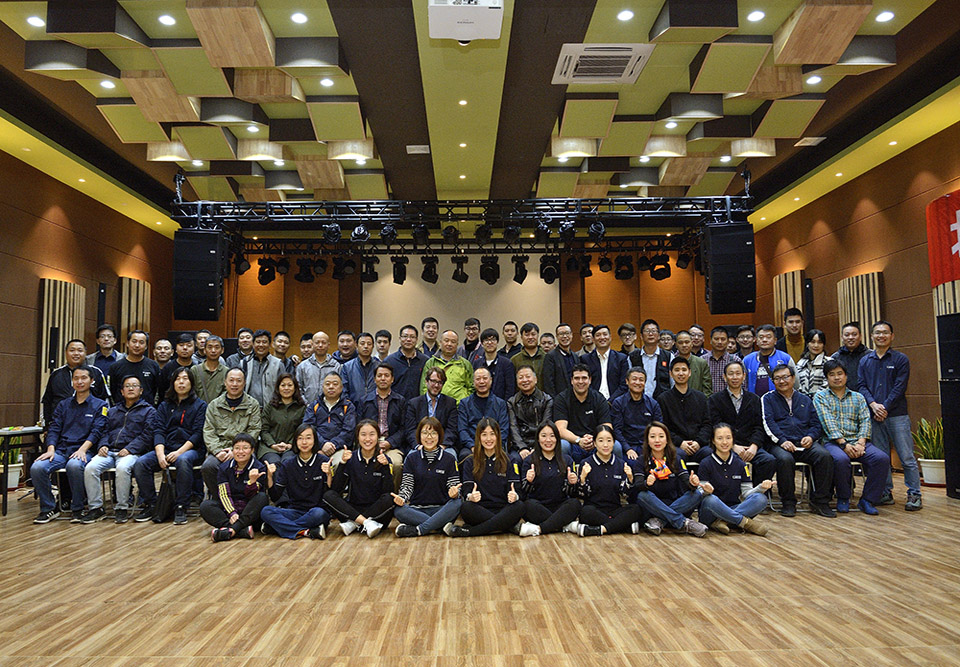 Good vibrations at the Lynx Technology & Speaker seminar held in Beijing (China)